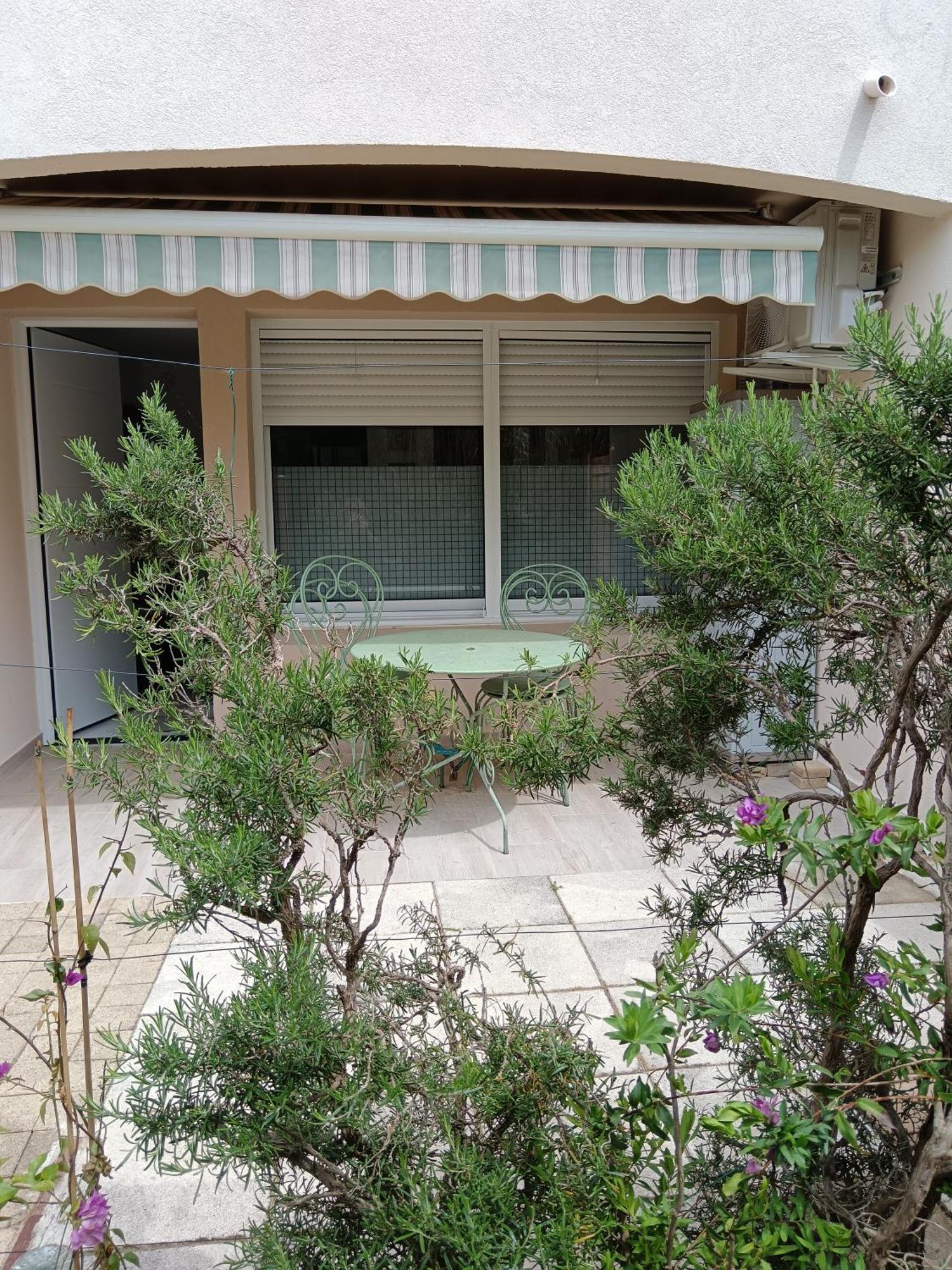 Bord De Hyeres